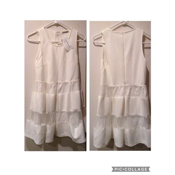 💕DAINTY HOOLIGAN💕 Short White Dress ~ DAMAGED - Picture 3 of 6